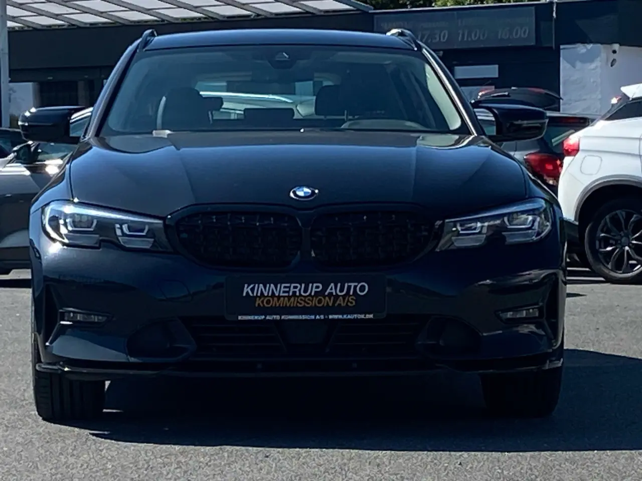Billede 2 - BMW 330e Touring 2,0 Plugin-hybrid Sport Line Steptronic 292HK Stc 8g Aut.