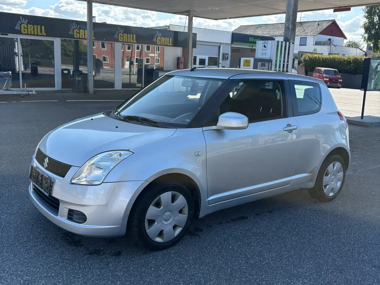 Billede 2 - 🚗 Suzuki Swift 1.3 benzin – 92 HK – årgang 2005