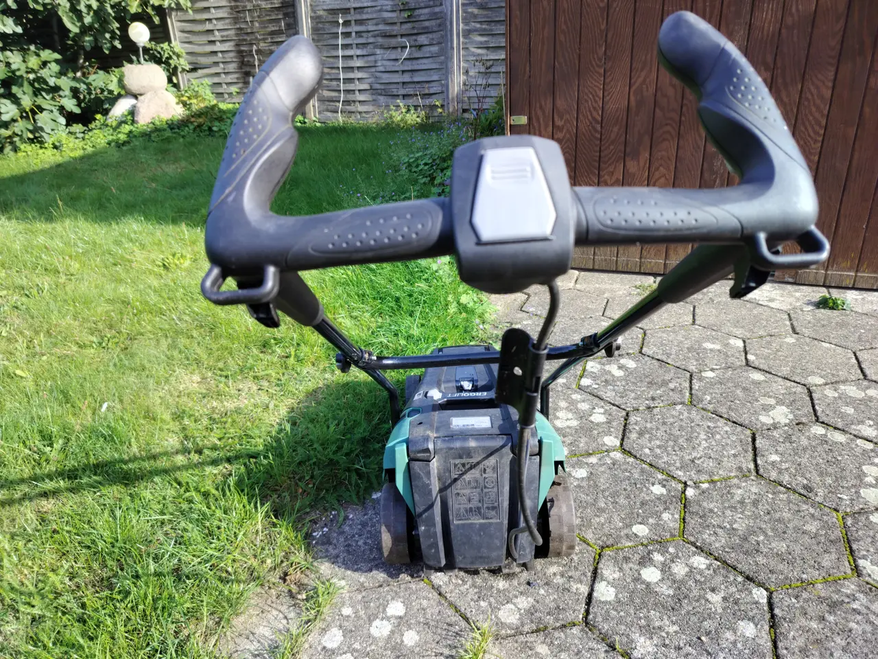 Billede 2 - Bosch batteri plæneklipper defekt mangler batteri