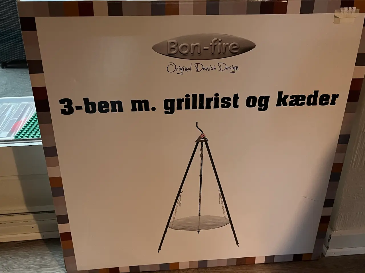 Billede 1 - 3 ben med grilrist og kæder