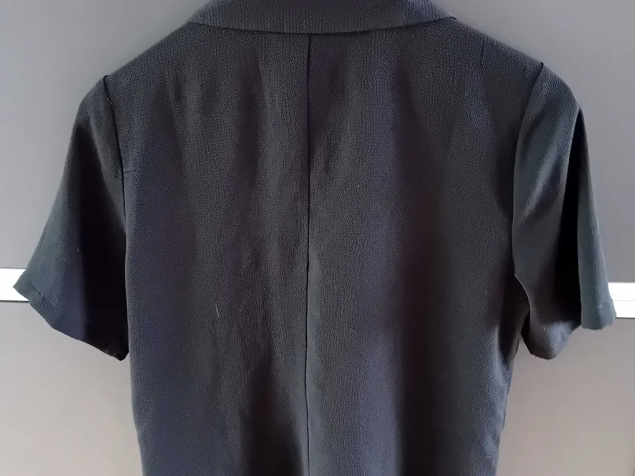Billede 3 - ONLY SKJORTEBLUSE STR 36