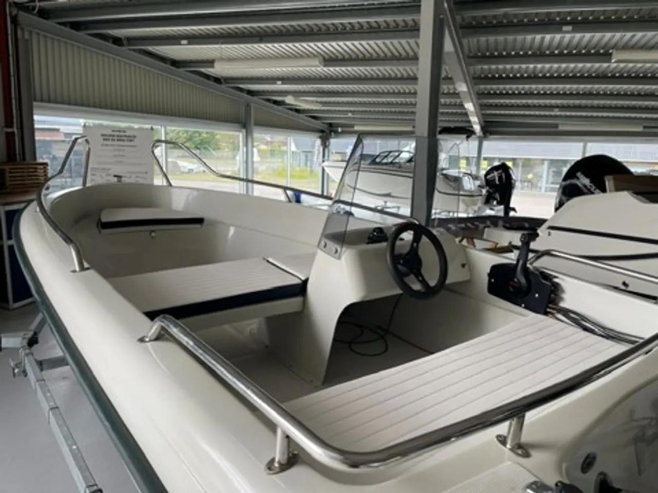 Billede 3 - 4300 med Mercury F30 EFI ELPT samt trailer