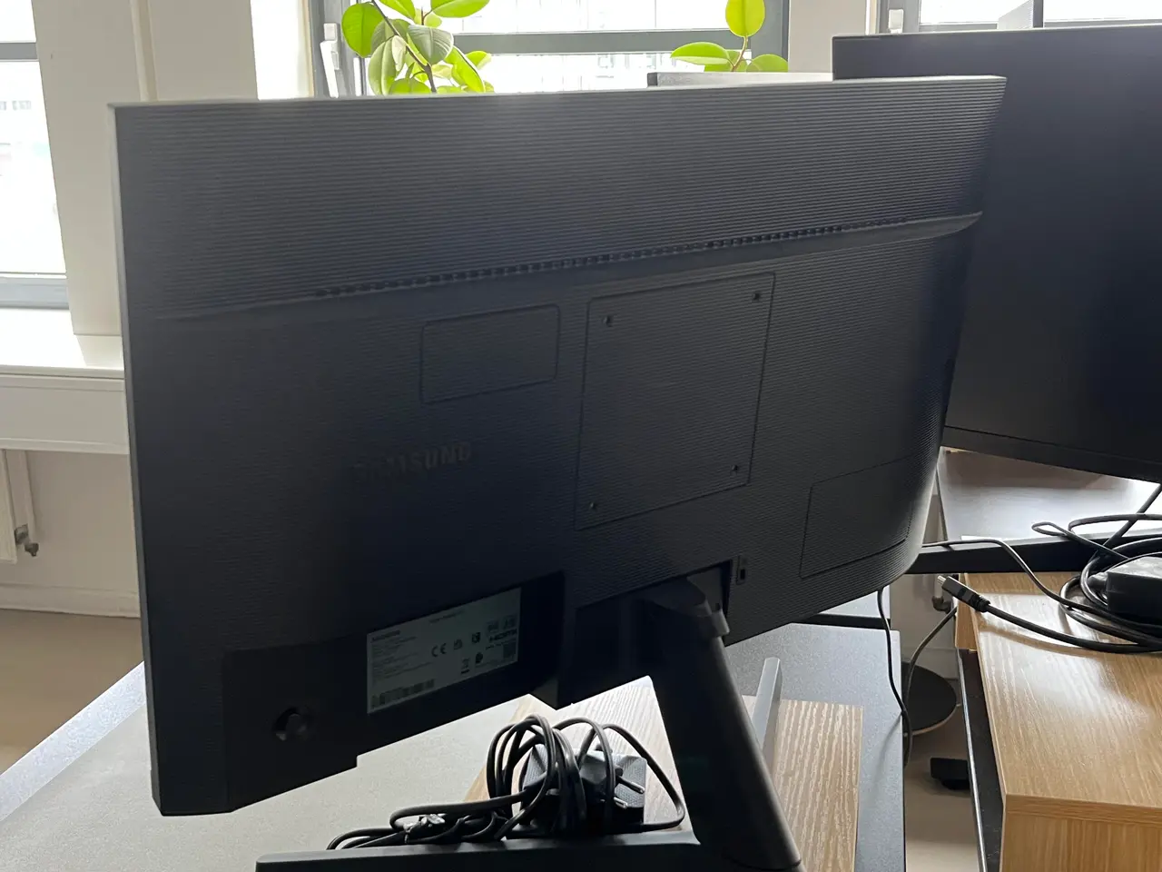 Billede 6 - Computerskærm SAMSUNG F24T358FHR