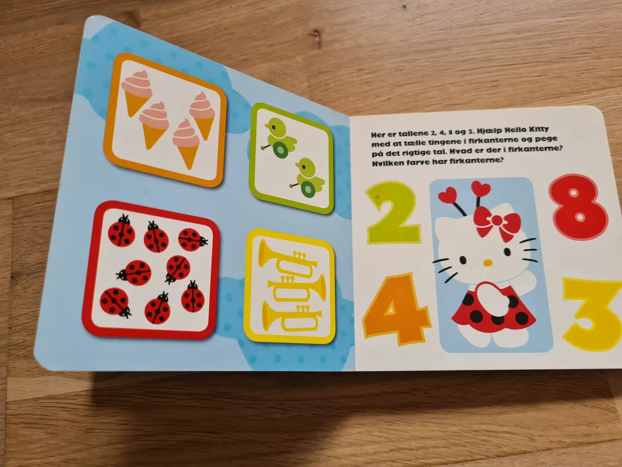 Billede 2 - Hello Kitty billedbog