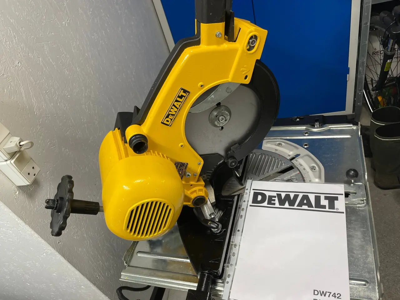 Billede 3 - DeWalt 743. Kapgeringssav