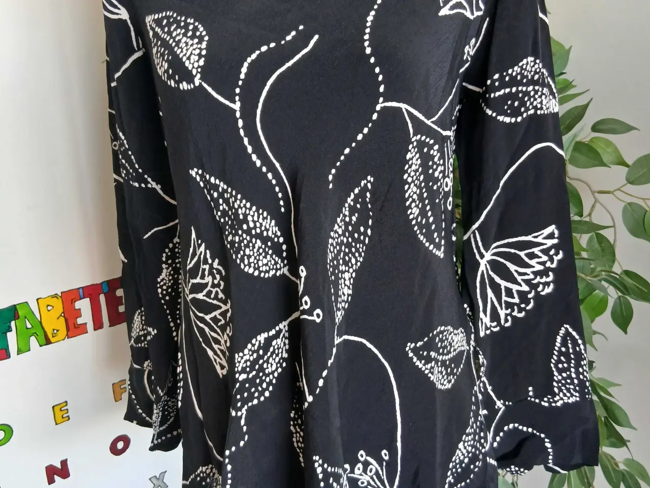 Billede 1 - Top. Masai. XS/34