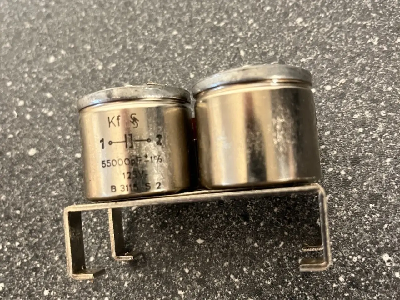 Billede 4 - Vintage Bipolar Capacitor parti - Various Values -
