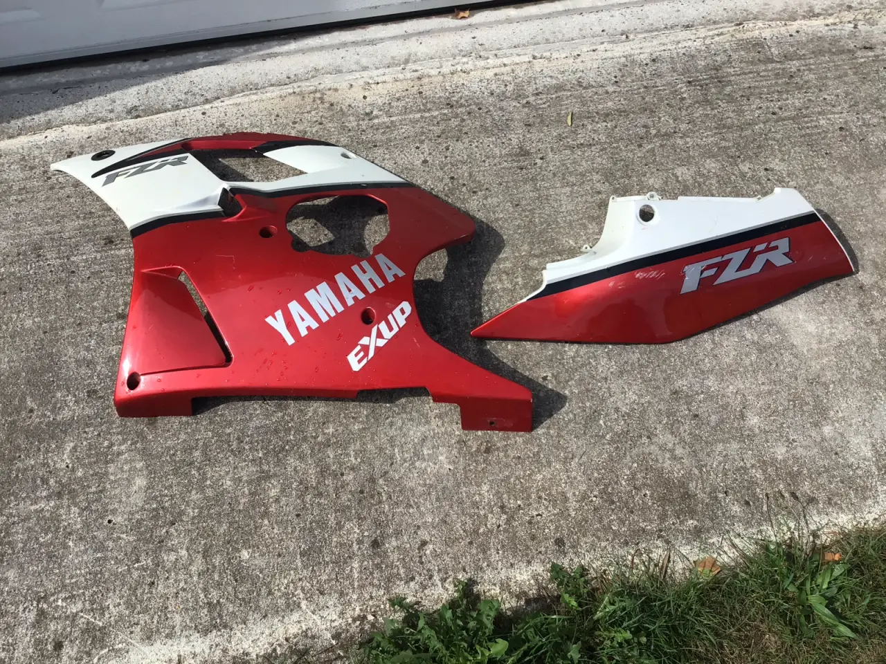 Billede 1 - Yamaha FZR 400 kåbedele