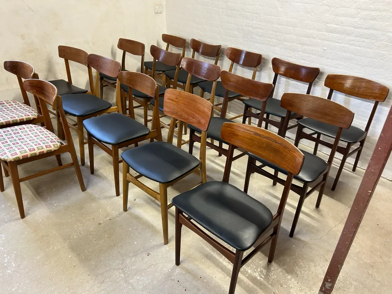 Billede 4 - đŠđ° STOR SAMLING DANSKE RETRO TEAKSTOLE â 1960âER