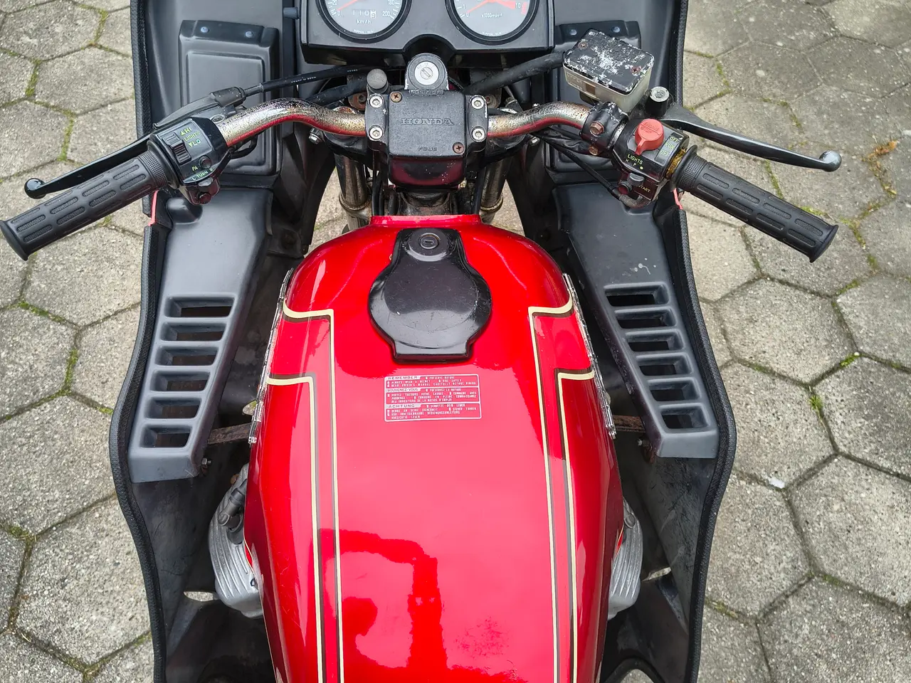 Billede 3 - fuldkåbe har siddet på Honda cx 500
