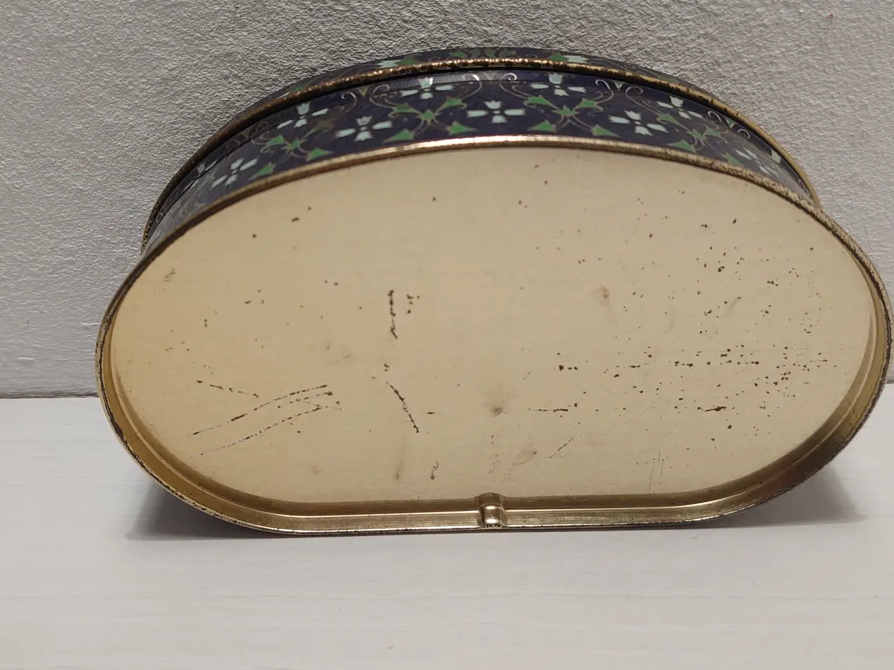 Billede 5 - Irma dåse: Bønneformet m. hængslet låg. L 15cm.