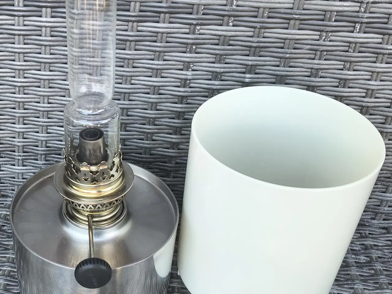 Billede 2 - FLOT STELTON OLIELAMPE, DESIGN ERIK MAGNUSSEN