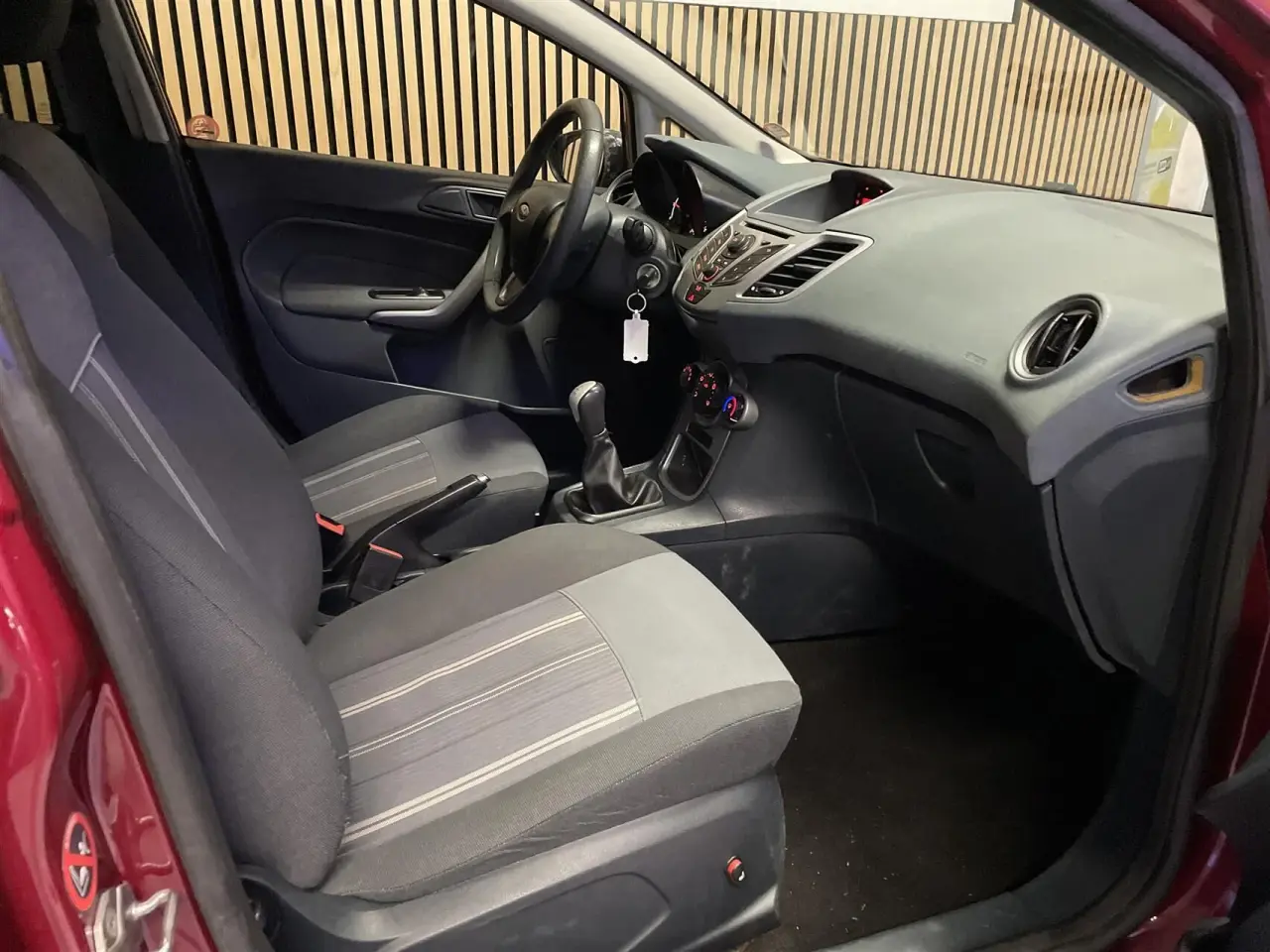 Billede 8 - Ford Fiesta 1,2 Ambiente 82HK 5d