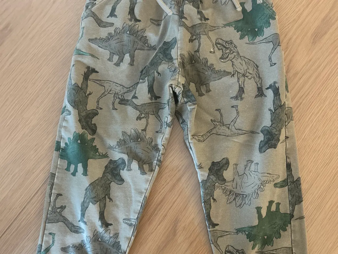 Billede 12 - Bukser 20 kroner stykket 