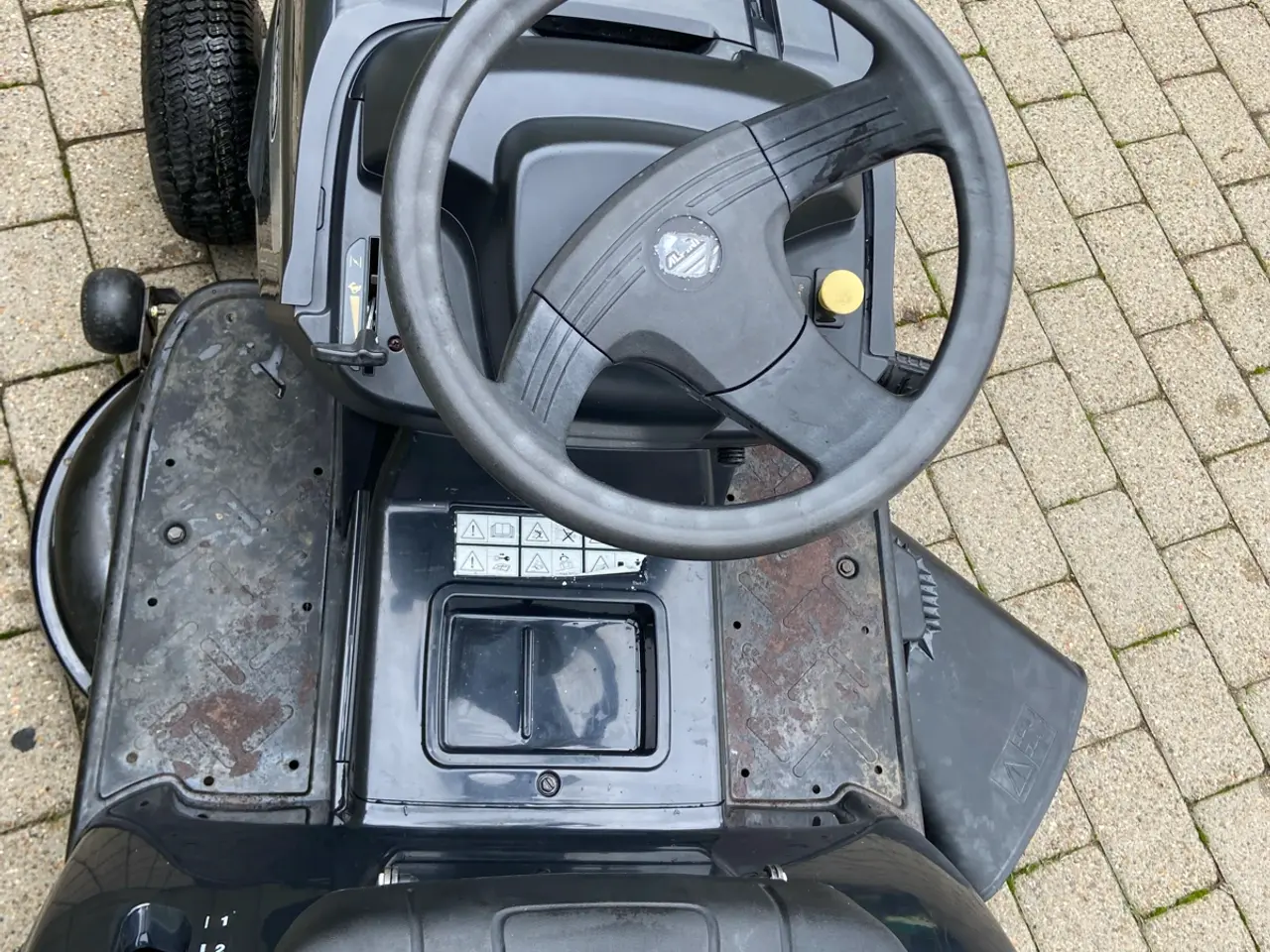 Billede 6 - Alpina BT 98 havetraktor/plæneklipper i sort med s