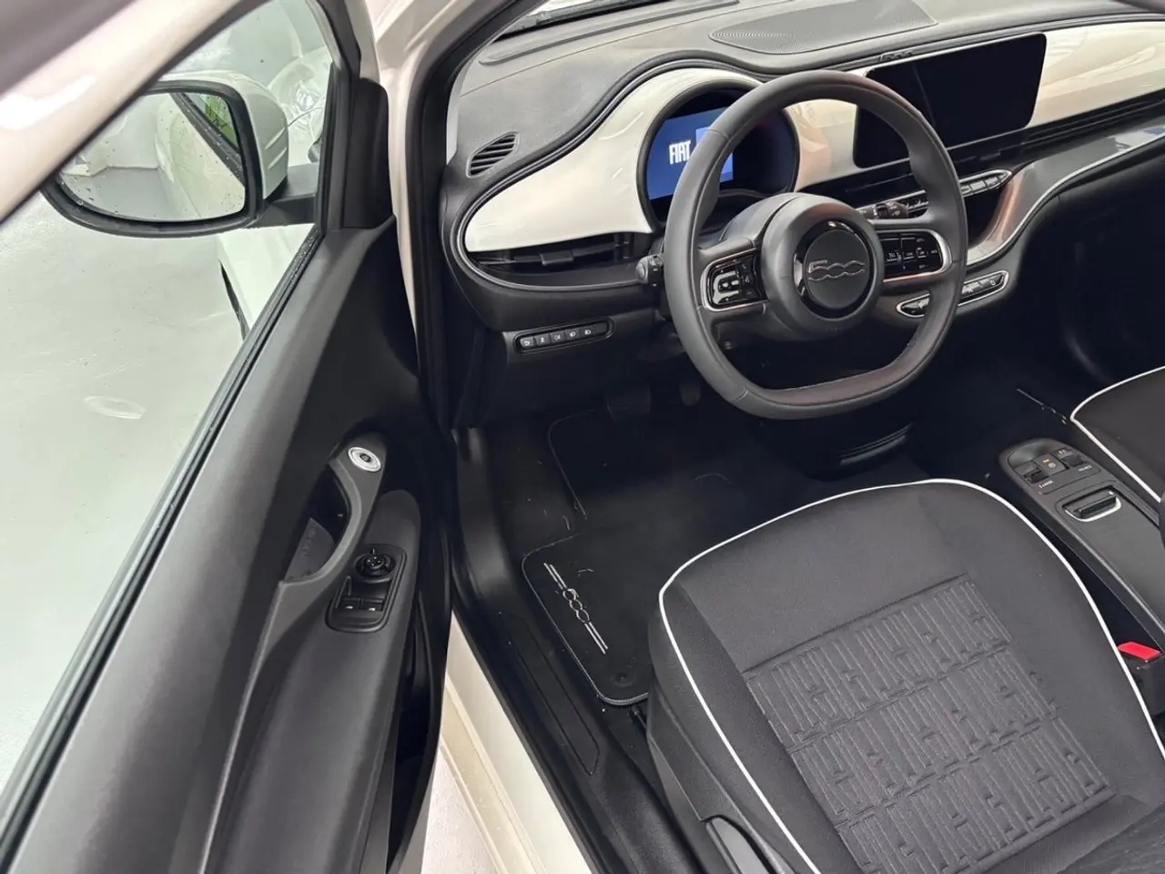 Billede 9 - Fiat 500e 42 Icon Cabrio