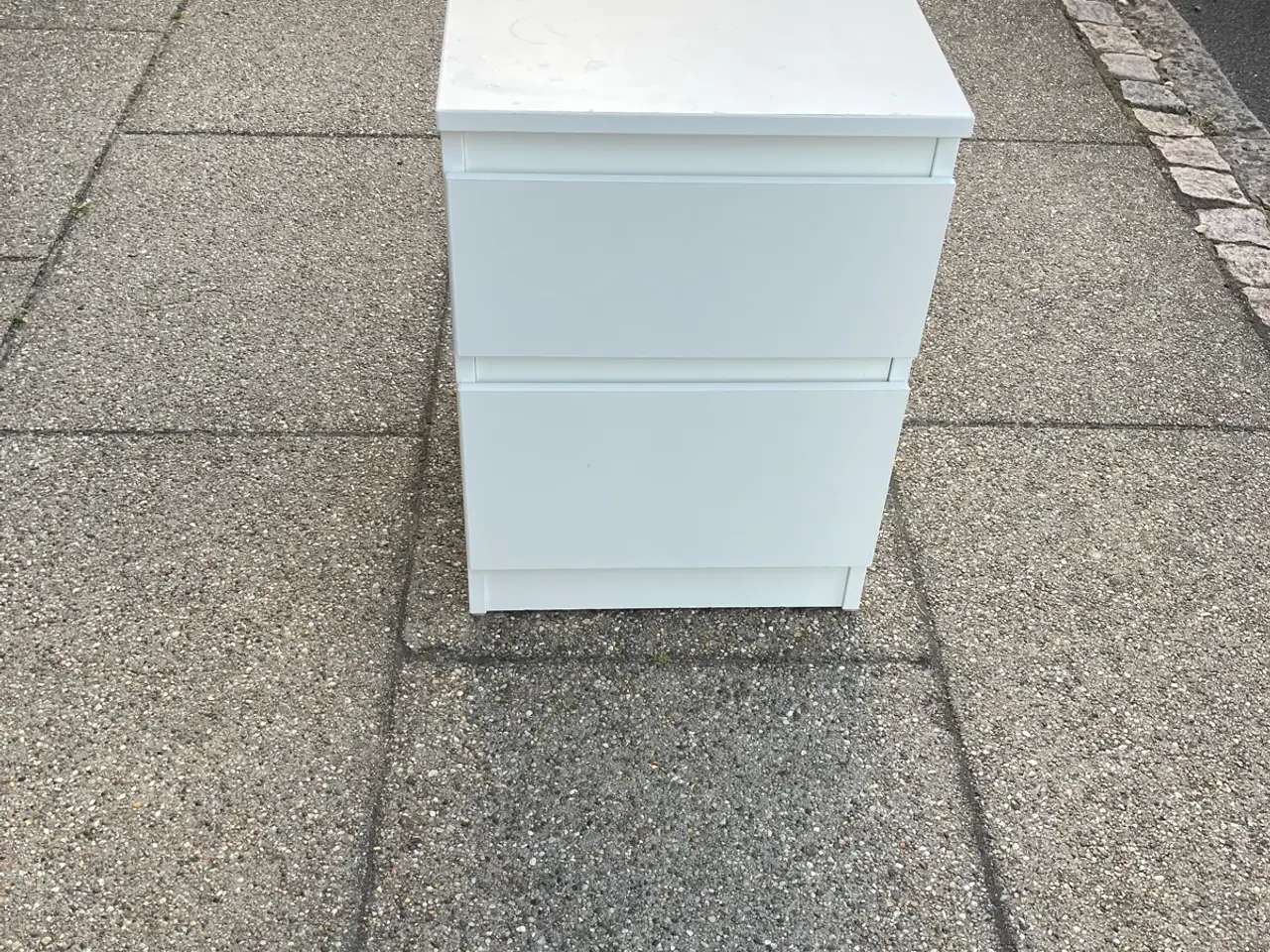 Billede 1 - Ikea Natbord/kommode