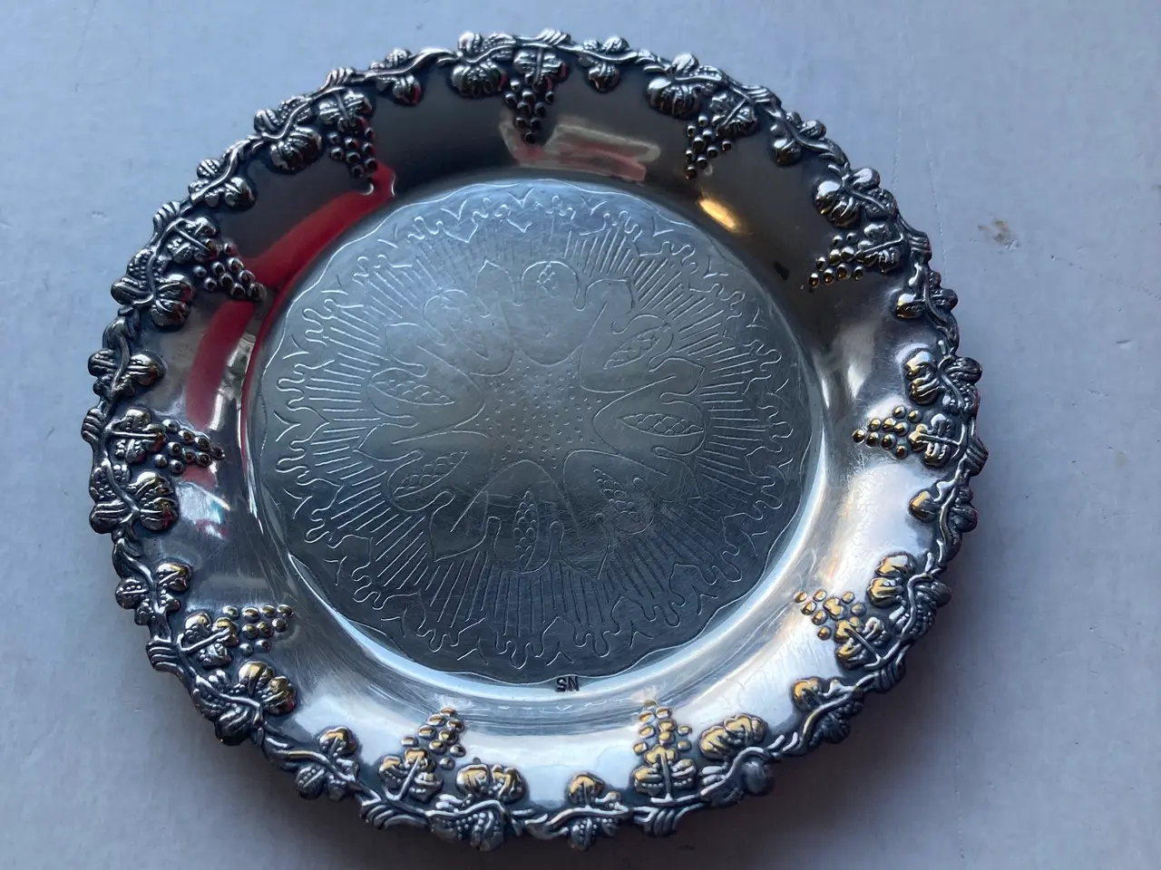Billede 1 - Gammelt Sølv fad, glas/flaske bakke