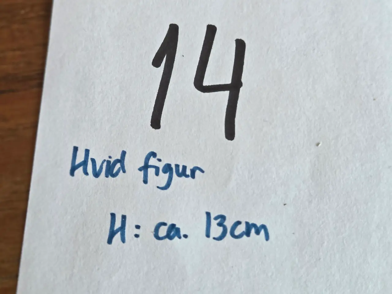 Billede 4 - Hvid porcelænsfigur – børnefigur, 13cm