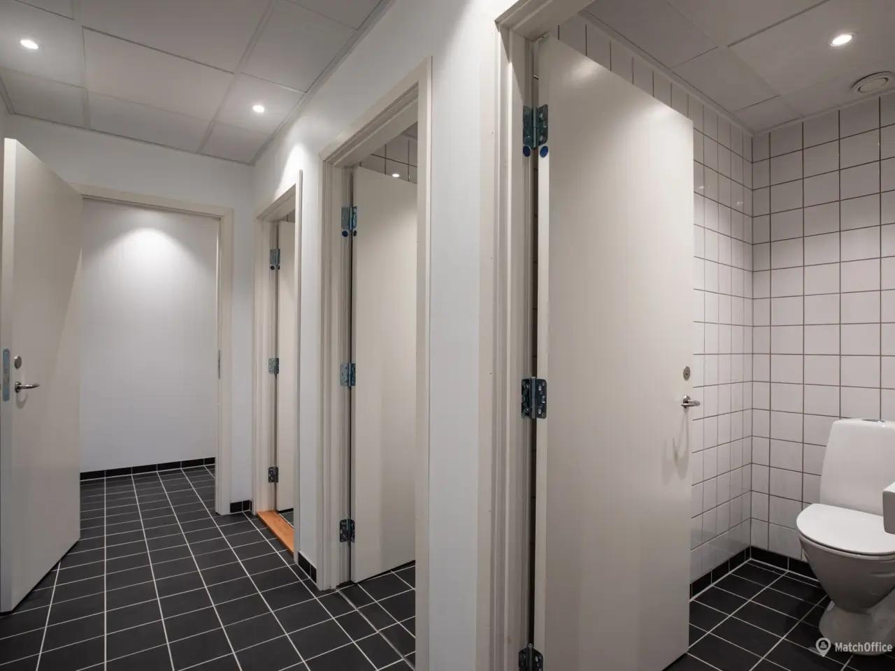 Billede 11 - 1501-39: Roholmsvej 10S, 1tv. - 526 m²