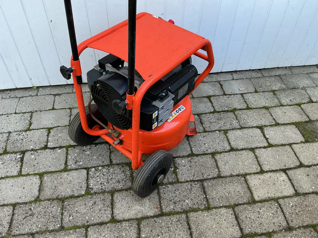 Billede 2 - Kompressor-transportabel-330 L/MIN
