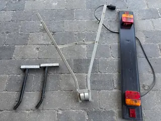 Cykel holder mv