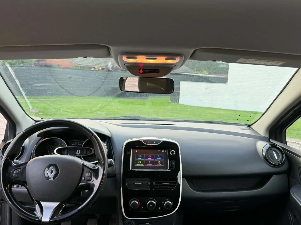 Billede 5 - Renault ny clio (bemærk km )