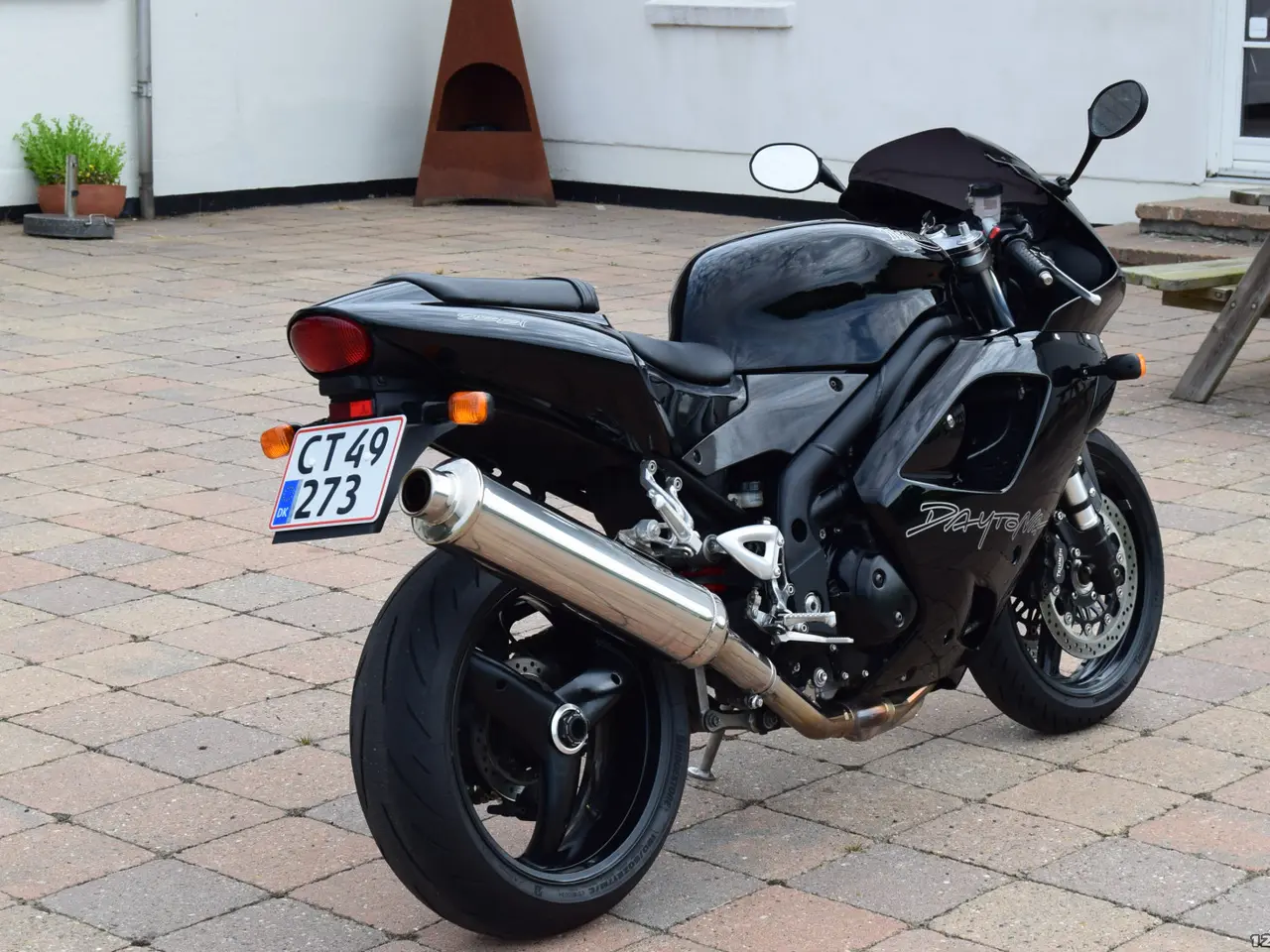 Billede 5 - Triumph Daytona 955i Naked bike