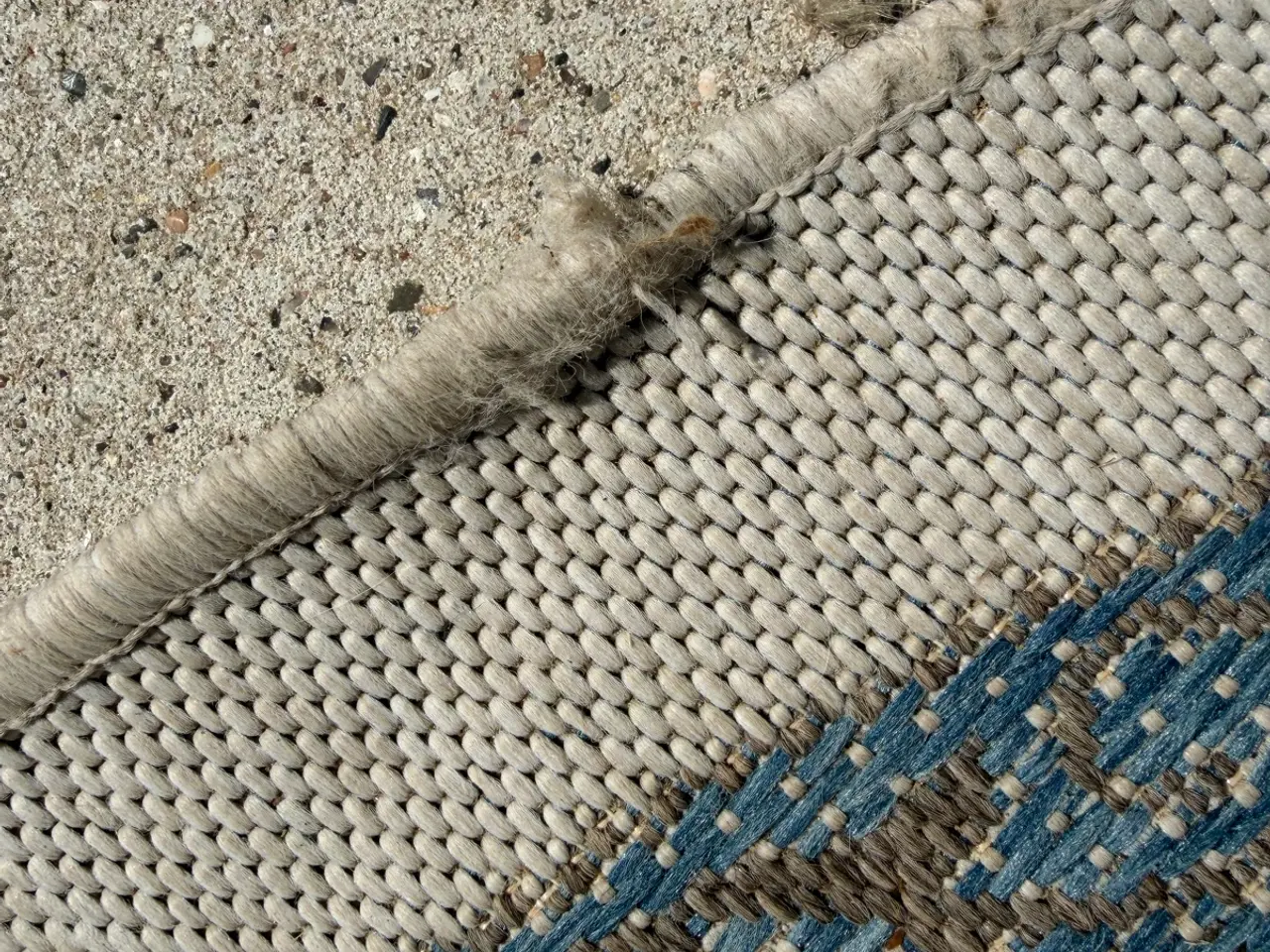 Billede 3 - Stort rundt Jotex-tæppe – 100 % uld – ø 257 cm