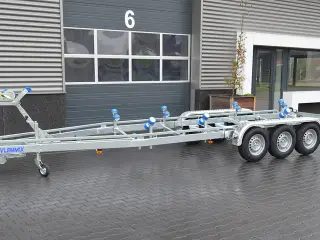 Vlemmix Bådtrailer 780x220 3500 TR3