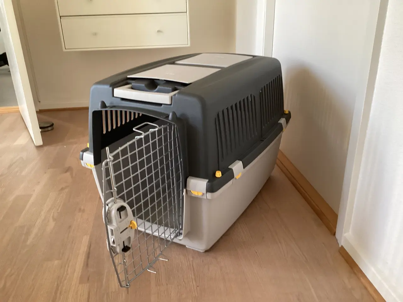 Billede 2 - Transportkasse til f eks hunde - ubrugt