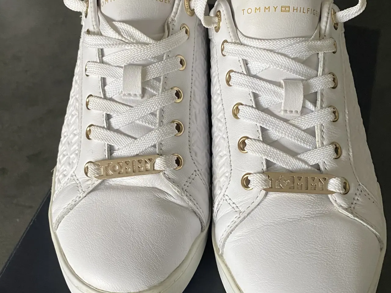 Billede 10 - Super fede sneakers med guld detaljer😍🤗