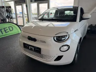 Fiat 500e 42 Icon 3+1