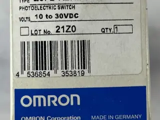 Omron E3F2-R2RB4-M1-M Photoelectric Sensor PNP M18