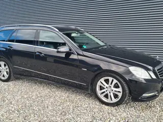 Mercedes E220 2,2 CDi Avantgarde stc. BE