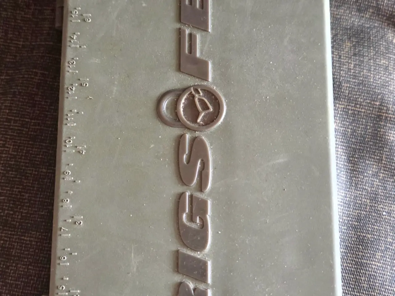 Billede 2 - Nash rigsafe + opbevaring boks samt indhold