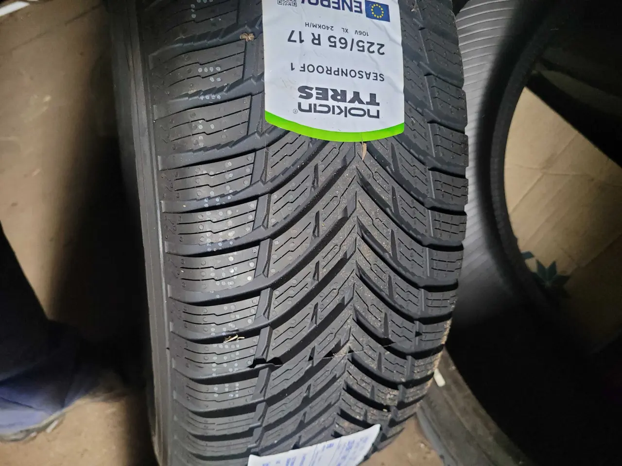 Billede 2 - 225 / 65 R 17