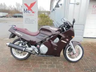 Triumph Trophy 1200
