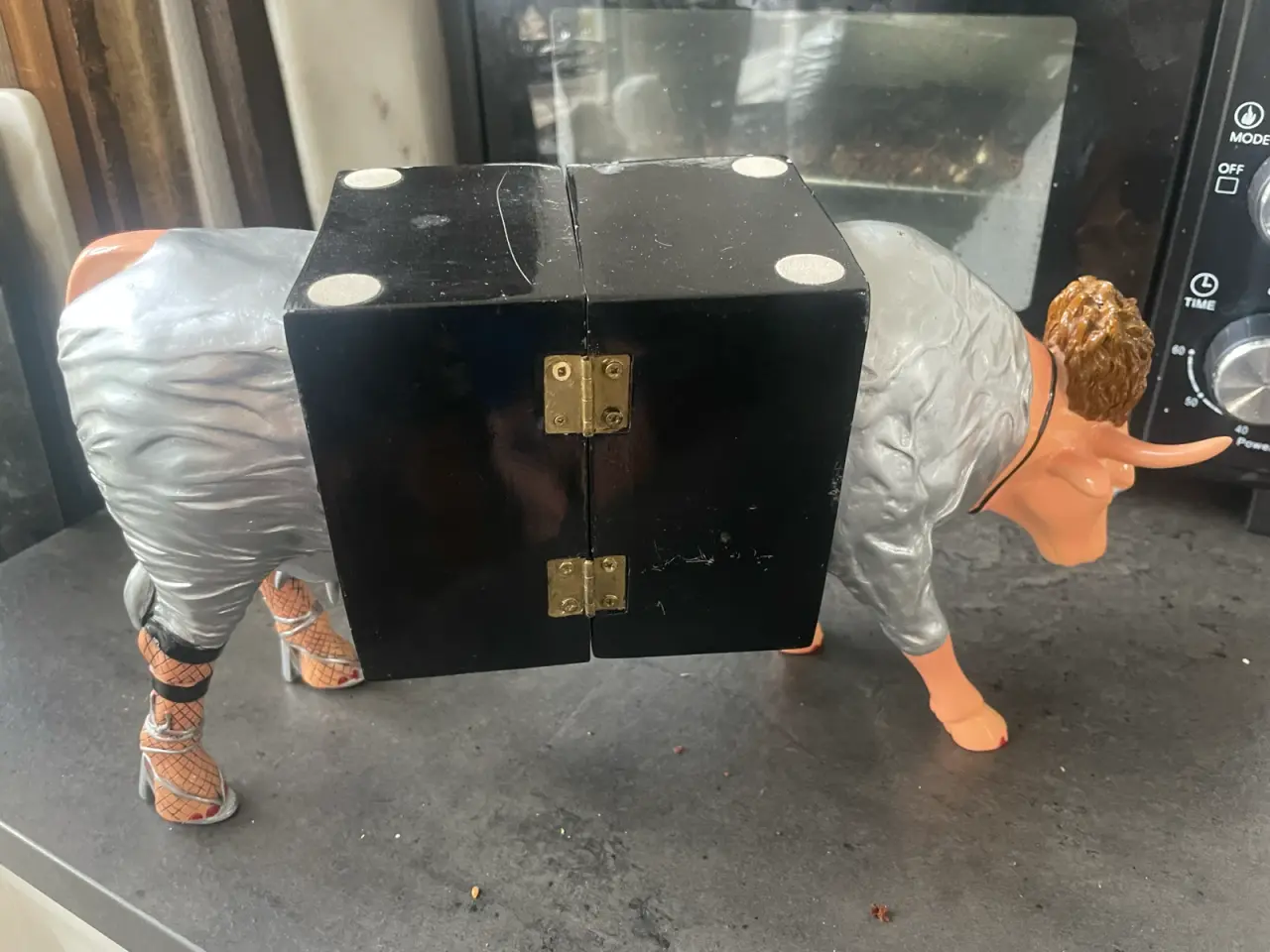 Billede 2 - Ko figur cow parade ?