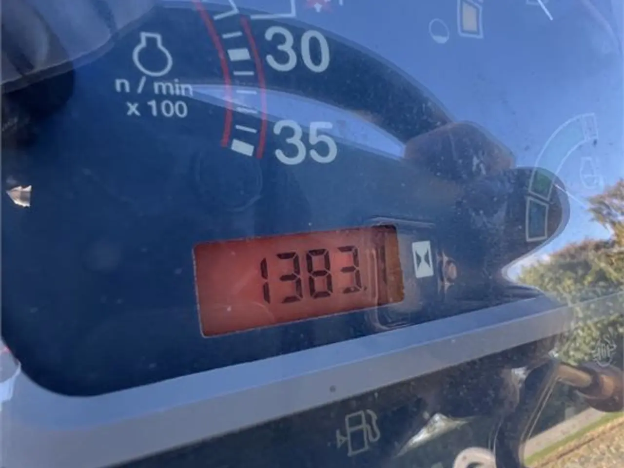 Billede 15 - New Holland Boomer 3045 - Video