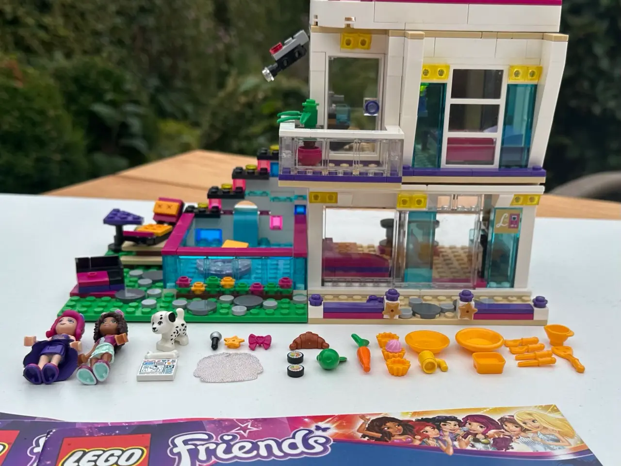Billede 1 - Lego friends - Livis popstjernehus 41135