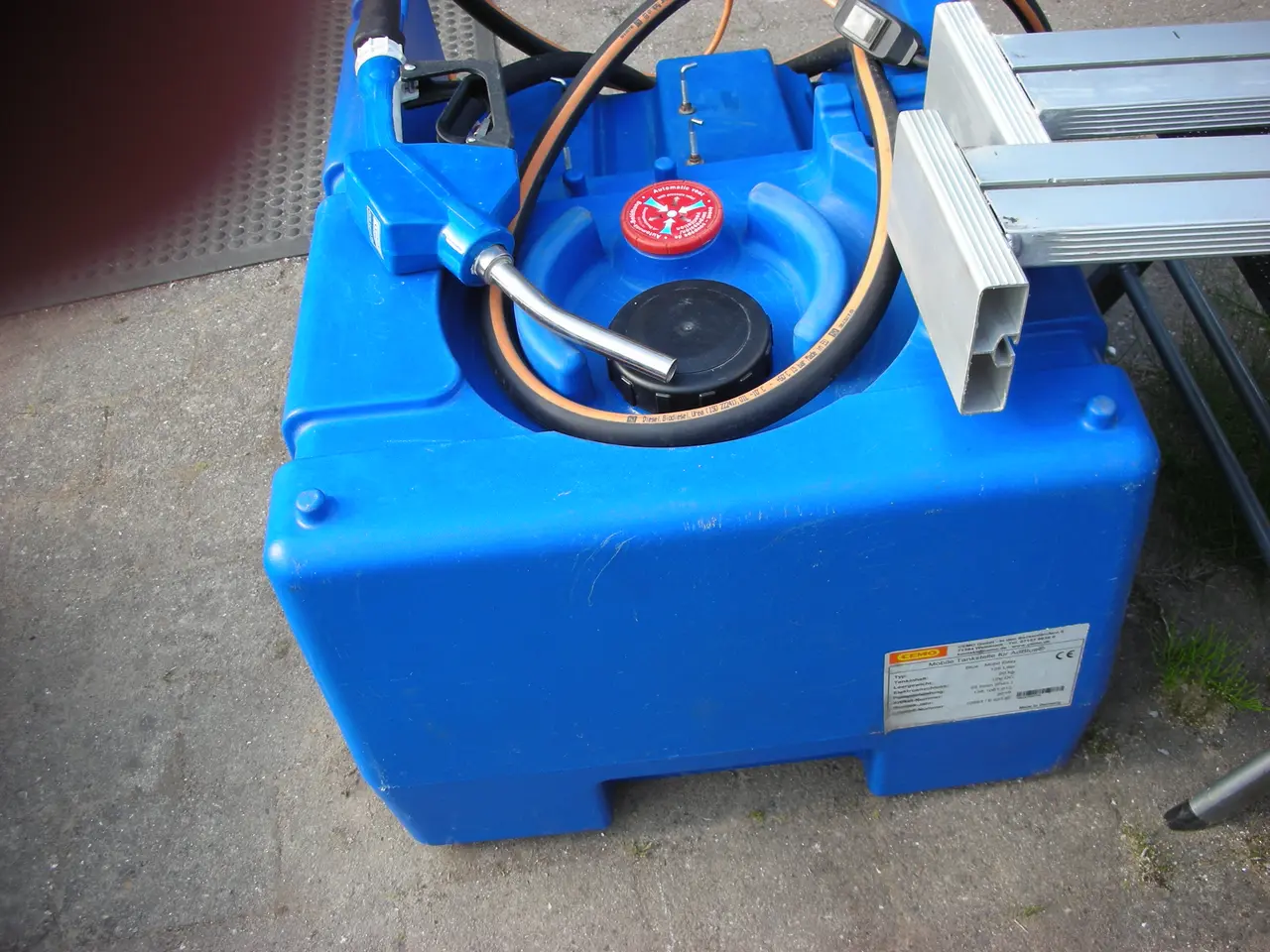 Billede 3 - Cemo 125L. Plast-Adbluetank.