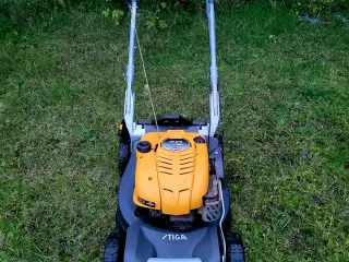 Stiga plæneklipper 
