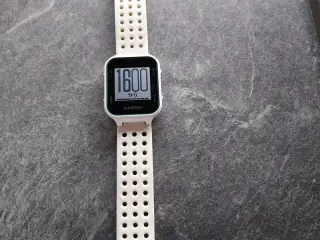 Garmin Approach S20 golfur