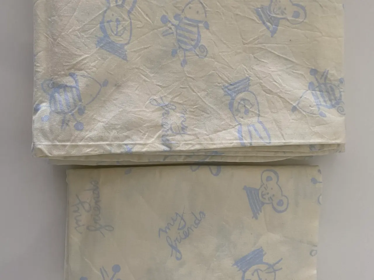 Billede 1 - Babysengetøj.