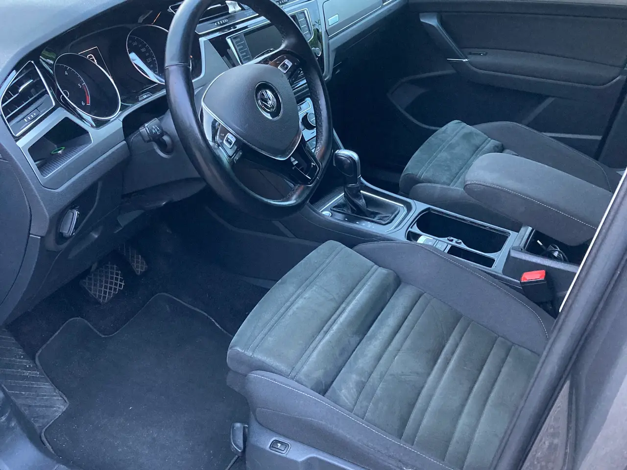 Billede 4 - VW Touran 1.6 TDI DSG