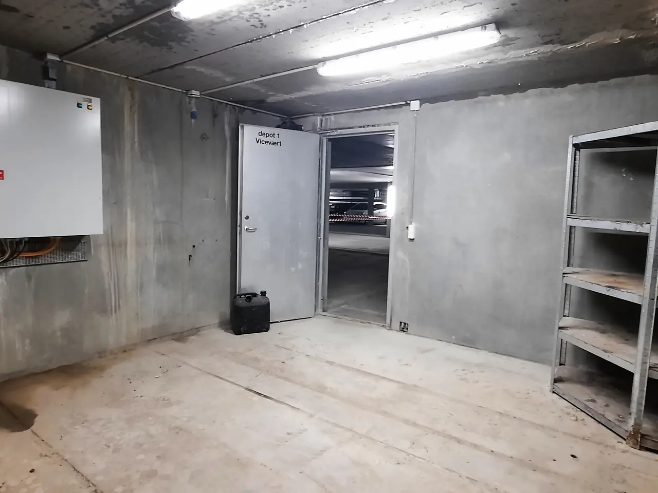 Billede 3 - Sikret depotrum Odense C
