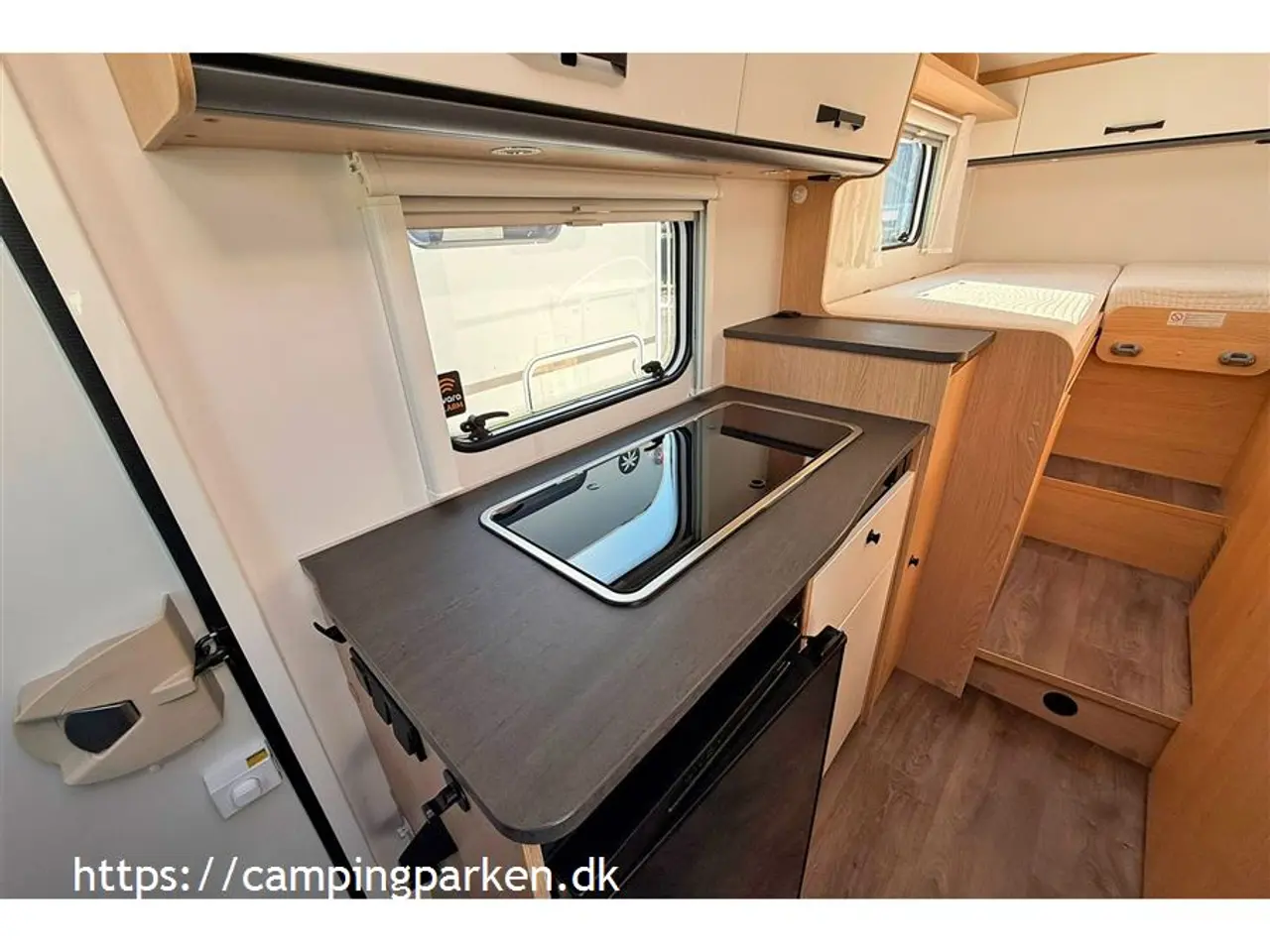 Billede 6 - 2024 - SunLight VAN V66 Adventure   Sunlights populære smalle Van med enkeltsenge og meget udstyr