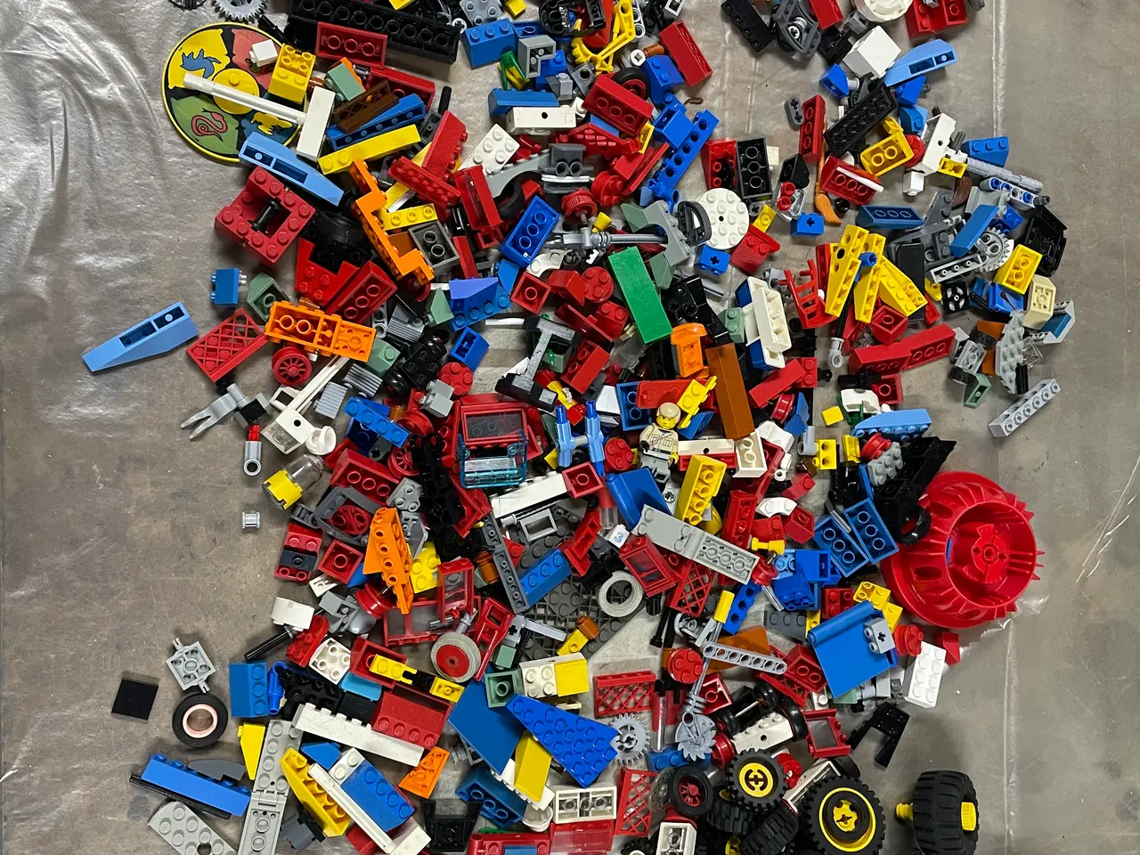 Billede 4 - lego med mange specielle ting i