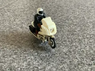 Britains No. 9695 BMW R100 German Police